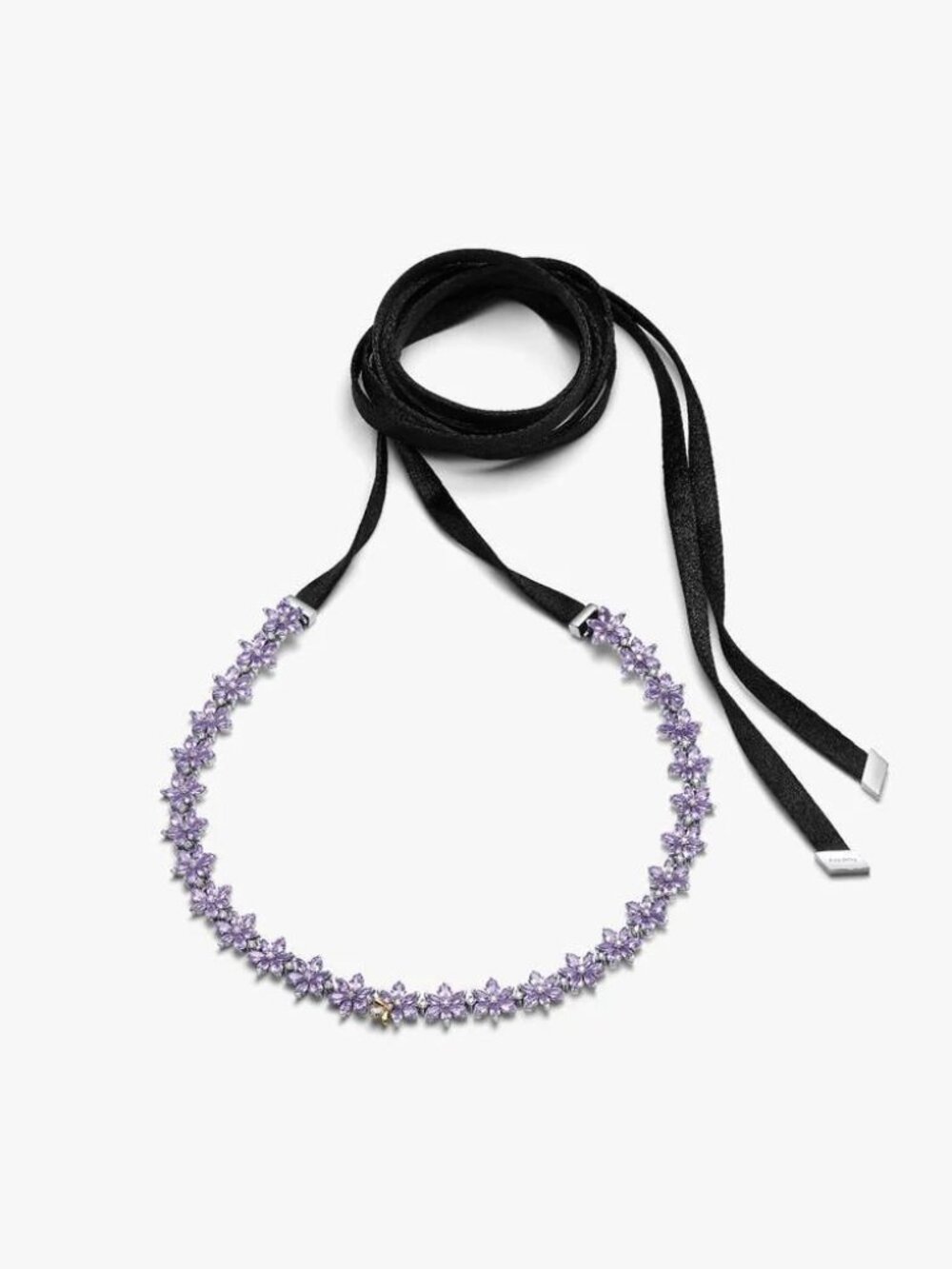 Pandora Bridgerton Herbarium & Bee Choker